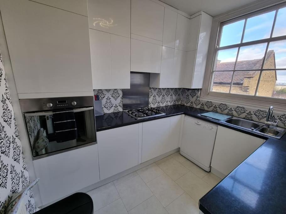 Beautiful Apartment In The Heart Of Rochester Rochester  Exterior foto